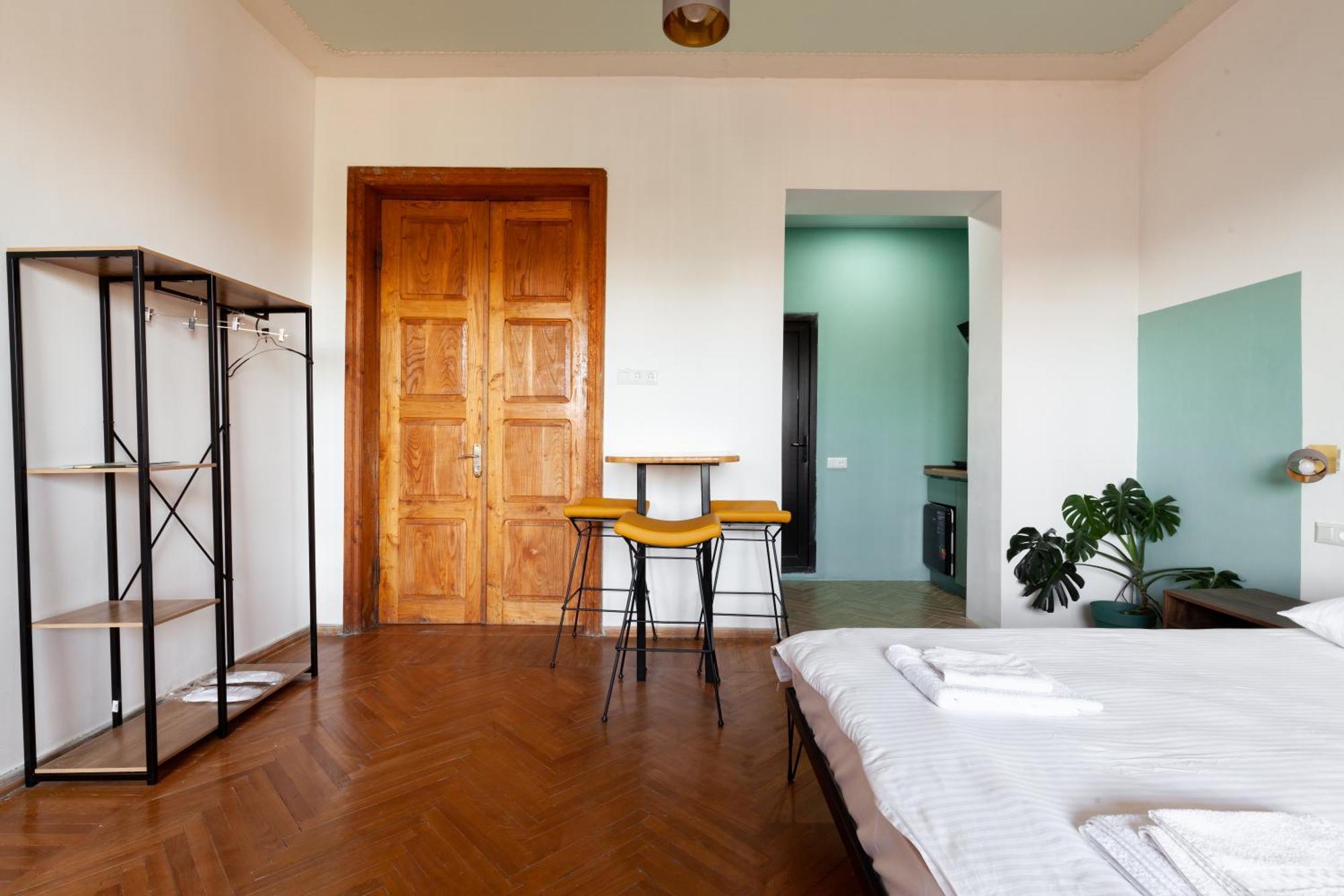 Stepin Garden Apartment Kutaisi Ngoại thất bức ảnh