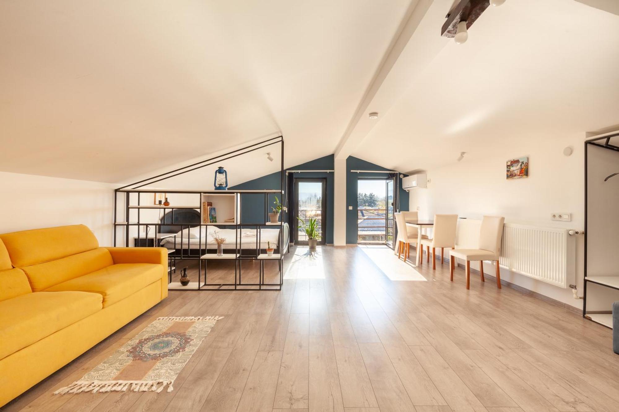 Stepin Garden Apartment Kutaisi Ngoại thất bức ảnh