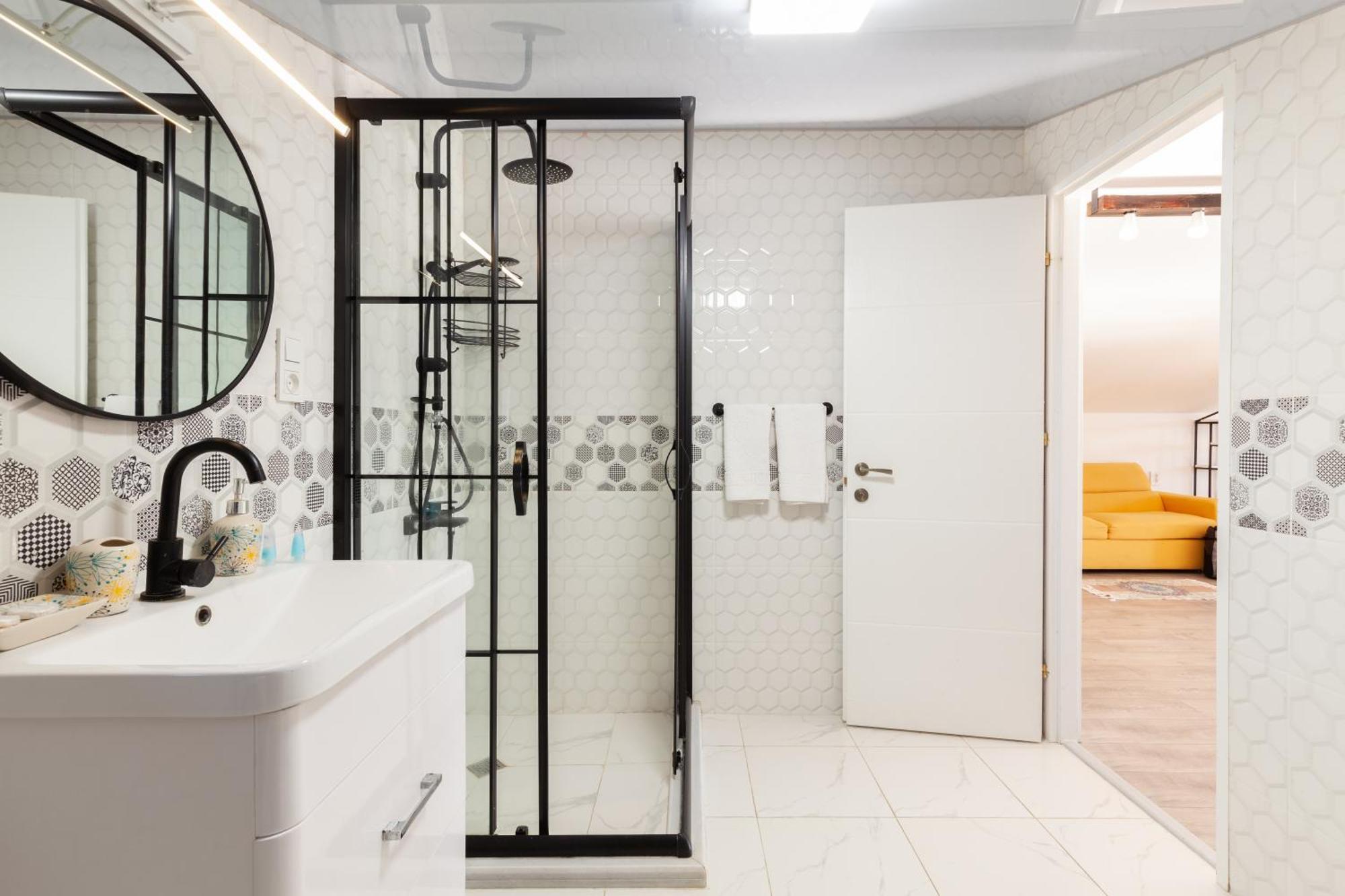 Stepin Garden Apartment Kutaisi Ngoại thất bức ảnh